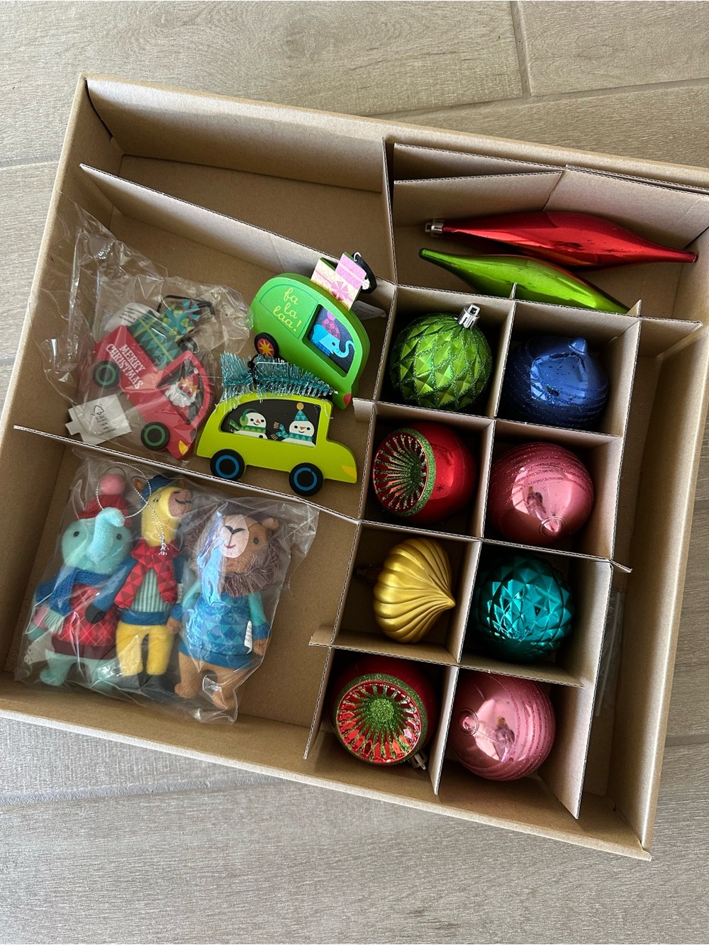 Wondershop Holiday Ornament and Playset - Red Green Blue Pink Gold Teal